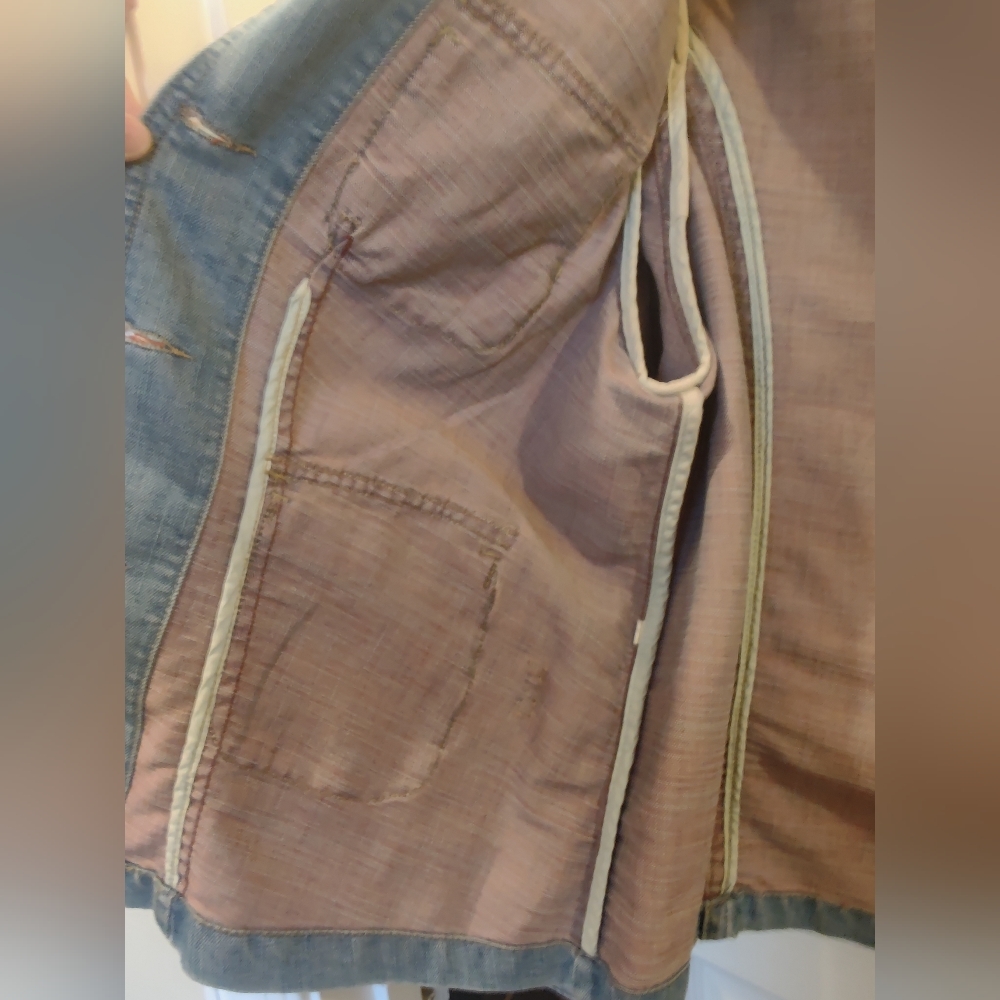 Cropped Denim Trucker Jacket - Washed Denim Blue  - Women's Size XL - XXL - Picture 10 of 12